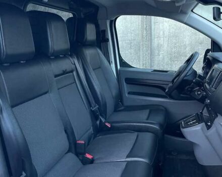 Белый Тойота Proace, объемом двигателя 0 л и пробегом 49 тыс. км за 20900 $, фото 12 на Automoto.ua