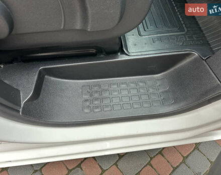 Тойота Proace 2021 у Івано-Франківську на Automoto.ua Білий Тойота Proace, об'ємом двигуна 2 л та пробігом 114 тис. км за 19950 $, фото 143 на Automoto.ua