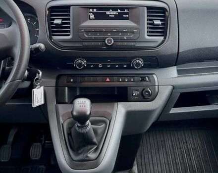 Белый Тойота Proace, объемом двигателя 1.5 л и пробегом 47 тыс. км за 32200 $, фото 46 на Automoto.ua