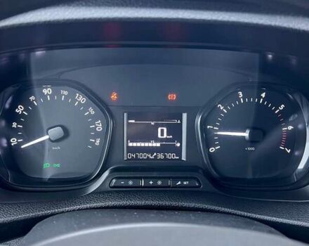 Белый Тойота Proace, объемом двигателя 1.5 л и пробегом 47 тыс. км за 32200 $, фото 47 на Automoto.ua