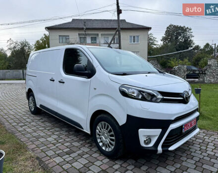 Белый Тойота Proace, объемом двигателя 2 л и пробегом 92 тыс. км за 22200 $, фото 10 на Automoto.ua