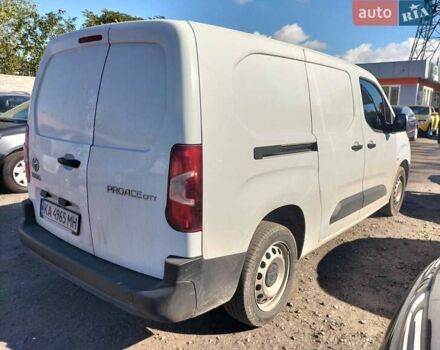 Белый Тойота Proace, объемом двигателя 1.6 л и пробегом 35 тыс. км за 18999 $, фото 2 на Automoto.ua