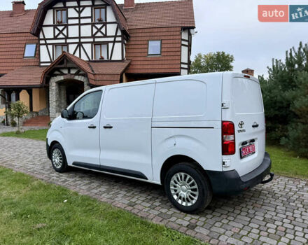 Белый Тойота Proace, объемом двигателя 2 л и пробегом 92 тыс. км за 22200 $, фото 4 на Automoto.ua