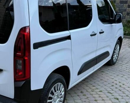 Білий Тойота Proace, об'ємом двигуна 0 л та пробігом 21 тис. км за 23500 $, фото 9 на Automoto.ua