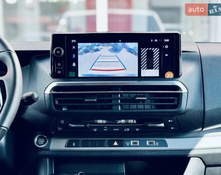 Белый Тойота Proace, объемом двигателя 2 л и пробегом 9 тыс. км за 54990 $, фото 23 на Automoto.ua