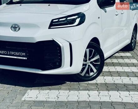 Белый Тойота Proace, объемом двигателя 2 л и пробегом 9 тыс. км за 52000 $, фото 40 на Automoto.ua
