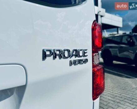 Белый Тойота Proace, объемом двигателя 2 л и пробегом 9 тыс. км за 52000 $, фото 41 на Automoto.ua
