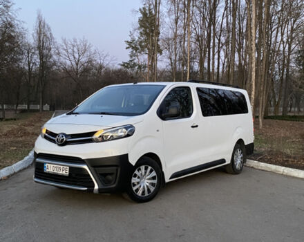 Белый Тойота Proace, объемом двигателя 2 л и пробегом 178 тыс. км за 17000 $, фото 1 на Automoto.ua
