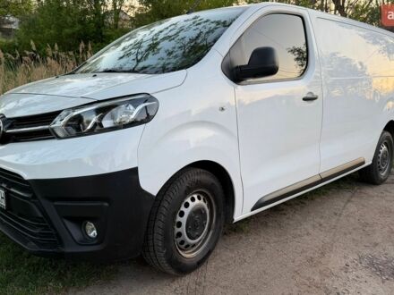 Білий Тойота Proace, об'ємом двигуна 2 л та пробігом 160 тис. км за 13950 $, фото 1 на Automoto.ua