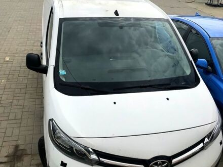 Білий Тойота Proace, об'ємом двигуна 2 л та пробігом 153 тис. км за 14000 $, фото 1 на Automoto.ua
