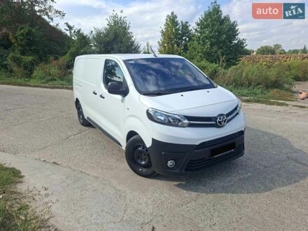 Білий Тойота Proace, об'ємом двигуна 1.56 л та пробігом 172 тис. км за 14000 $, фото 1 на Automoto.ua