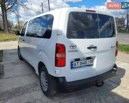 Белый Тойота Proace, объемом двигателя 2 л и пробегом 236 тыс. км за 17800 $, фото 1 на Automoto.ua