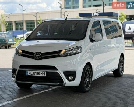 Белый Тойота Proace, объемом двигателя 2 л и пробегом 137 тыс. км за 23500 $, фото 1 на Automoto.ua