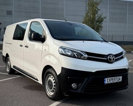 Белый Тойота Proace, объемом двигателя 2 л и пробегом 64 тыс. км за 25000 $, фото 1 на Automoto.ua