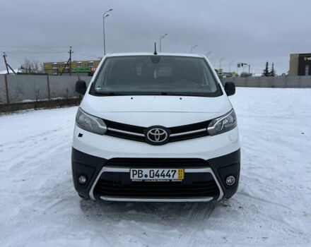 Белый Тойота Proace, объемом двигателя 1.5 л и пробегом 170 тыс. км за 18999 $, фото 1 на Automoto.ua