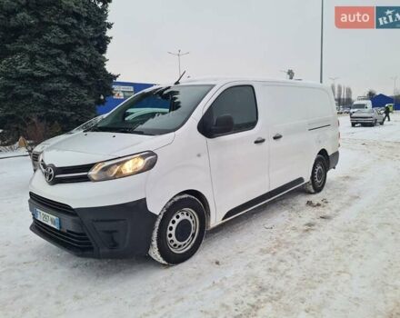Белый Тойота Proace, объемом двигателя 2 л и пробегом 207 тыс. км за 16499 $, фото 1 на Automoto.ua