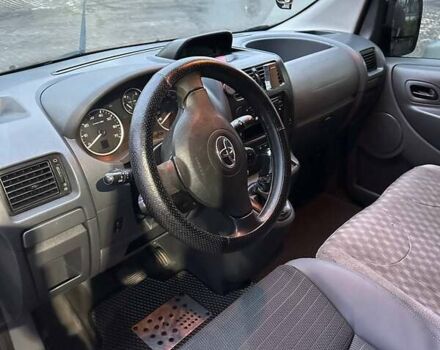 Чорний Тойота Proace, об'ємом двигуна 2.08 л та пробігом 499 тис. км за 11800 $, фото 17 на Automoto.ua