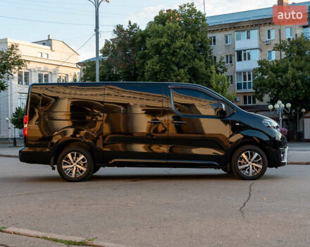 Черный Тойота Proace, объемом двигателя 2 л и пробегом 40 тыс. км за 47800 $, фото 2 на Automoto.ua