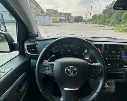 Чорний Тойота Proace, об'ємом двигуна 2 л та пробігом 111 тис. км за 39000 $, фото 11 на Automoto.ua