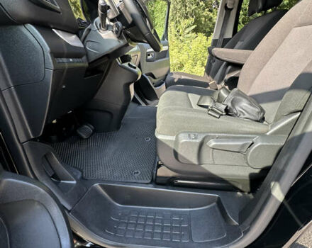 Чорний Тойота Proace, об'ємом двигуна 2 л та пробігом 111 тис. км за 39000 $, фото 9 на Automoto.ua