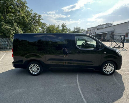 Чорний Тойота Proace, об'ємом двигуна 2 л та пробігом 111 тис. км за 39000 $, фото 2 на Automoto.ua