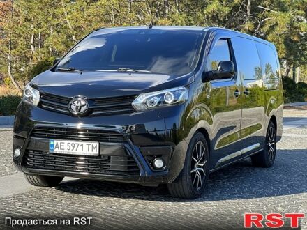 Тойота Proace 2017 в Днепре (Днепропетровске) на Automoto.ua Черный Тойота Proace, объемом двигателя 2 л и пробегом 215 тыс. км за 25800 $, фото 1 на Automoto.ua