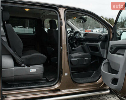 Коричневий Тойота Proace, об'ємом двигуна 2 л та пробігом 123 тис. км за 22800 $, фото 23 на Automoto.ua