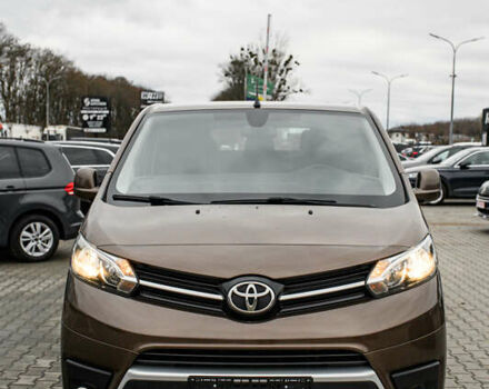 Коричневий Тойота Proace, об'ємом двигуна 2 л та пробігом 123 тис. км за 22800 $, фото 32 на Automoto.ua