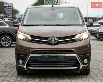 Коричневий Тойота Proace, об'ємом двигуна 2 л та пробігом 123 тис. км за 22800 $, фото 17 на Automoto.ua