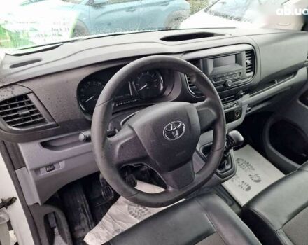 Тойота Proace, объемом двигателя 1.5 л и пробегом 275 тыс. км за 13300 $, фото 19 на Automoto.ua
