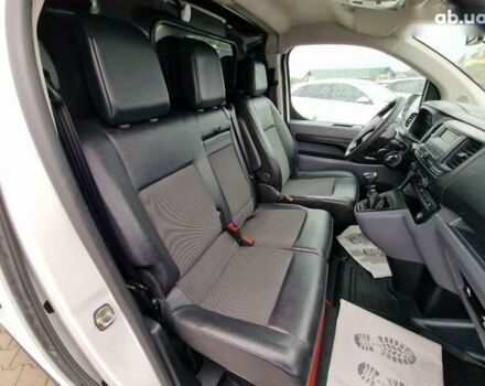 Тойота Proace, объемом двигателя 1.5 л и пробегом 275 тыс. км за 13300 $, фото 28 на Automoto.ua