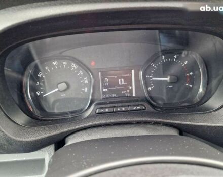 Тойота Proace, объемом двигателя 1.5 л и пробегом 275 тыс. км за 13300 $, фото 20 на Automoto.ua