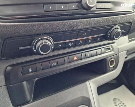 Тойота Proace, объемом двигателя 1.5 л и пробегом 275 тыс. км за 13300 $, фото 25 на Automoto.ua