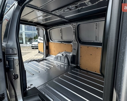 Тойота Proace, об'ємом двигуна 2 л та пробігом 0 тис. км за 35570 $, фото 4 на Automoto.ua