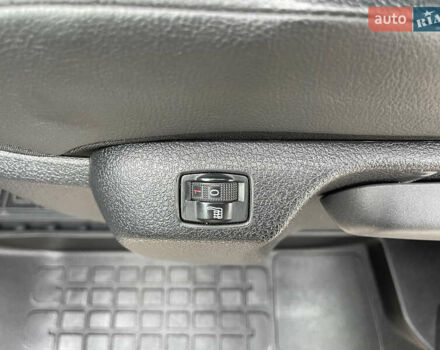 Серый Тойота Proace, объемом двигателя 2 л и пробегом 198 тыс. км за 20800 $, фото 34 на Automoto.ua