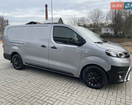 Серый Тойота Proace, объемом двигателя 2 л и пробегом 198 тыс. км за 20800 $, фото 6 на Automoto.ua