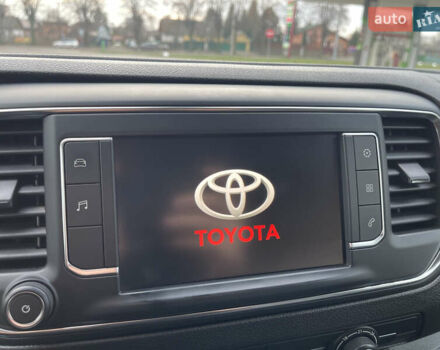 Серый Тойота Proace, объемом двигателя 2 л и пробегом 198 тыс. км за 20800 $, фото 37 на Automoto.ua