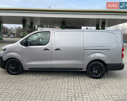 Серый Тойота Proace, объемом двигателя 2 л и пробегом 198 тыс. км за 20800 $, фото 12 на Automoto.ua