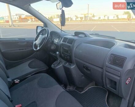 Серый Тойота Proace, объемом двигателя 2 л и пробегом 146 тыс. км за 10400 $, фото 20 на Automoto.ua