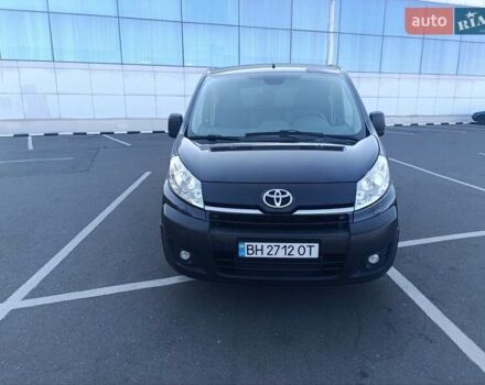 Серый Тойота Proace, объемом двигателя 2 л и пробегом 146 тыс. км за 10400 $, фото 5 на Automoto.ua