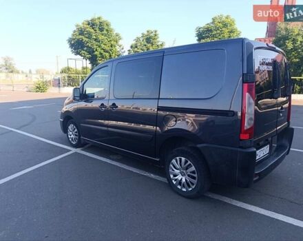Серый Тойота Proace, объемом двигателя 2 л и пробегом 146 тыс. км за 10400 $, фото 11 на Automoto.ua