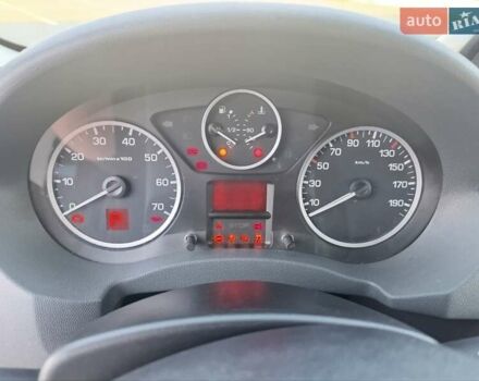 Серый Тойота Proace, объемом двигателя 2 л и пробегом 146 тыс. км за 10400 $, фото 22 на Automoto.ua
