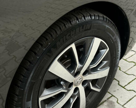 Серый Тойота Proace, объемом двигателя 1.56 л и пробегом 177 тыс. км за 17999 $, фото 19 на Automoto.ua