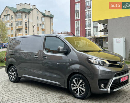 Серый Тойота Proace, объемом двигателя 1.56 л и пробегом 177 тыс. км за 17999 $, фото 7 на Automoto.ua