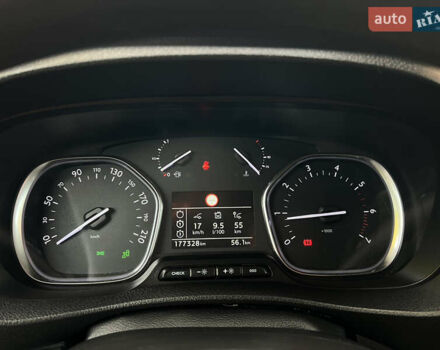 Серый Тойота Proace, объемом двигателя 1.56 л и пробегом 177 тыс. км за 17999 $, фото 31 на Automoto.ua