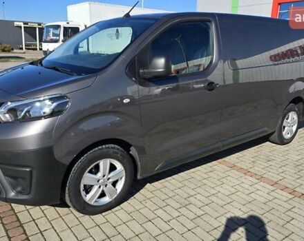 Серый Тойота Proace, объемом двигателя 2 л и пробегом 197 тыс. км за 15400 $, фото 1 на Automoto.ua