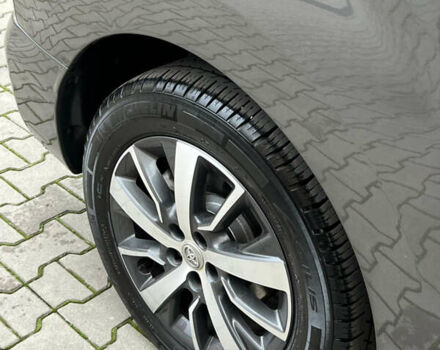 Серый Тойота Proace, объемом двигателя 1.56 л и пробегом 177 тыс. км за 17999 $, фото 20 на Automoto.ua