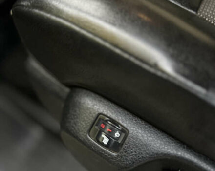 Серый Тойота Proace, объемом двигателя 1.56 л и пробегом 177 тыс. км за 17999 $, фото 25 на Automoto.ua