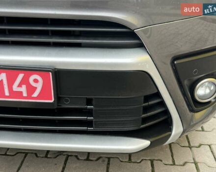 Серый Тойота Proace, объемом двигателя 1.56 л и пробегом 177 тыс. км за 17999 $, фото 15 на Automoto.ua