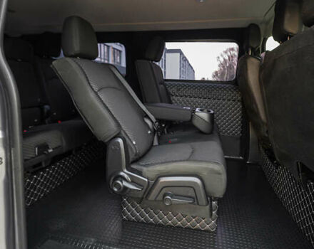 Серый Тойота Proace, объемом двигателя 2 л и пробегом 176 тыс. км за 28900 $, фото 68 на Automoto.ua